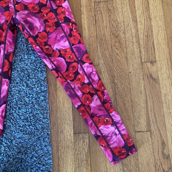 Kate Spade Electric Rose Print Leggings Size Small - Picture 5 of 14